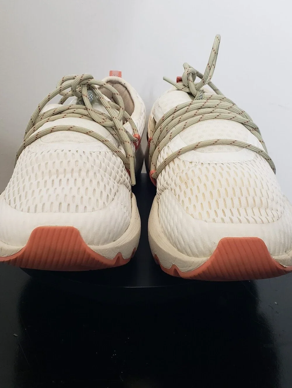 Sorel Kinetic Impact Lace Shoes Womens Sz 9.5 Sea Salt White Tan Orange Mesh